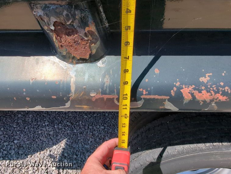 image for item MX9352 2001 Ford  F350 Super Duty XL  dump bed pickup truck