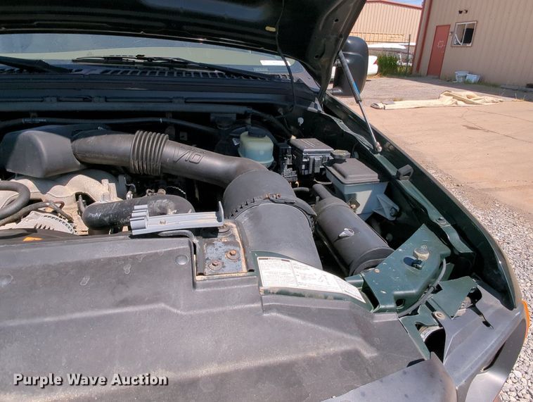 image for item MX9352 2001 Ford  F350 Super Duty XL  dump bed pickup truck