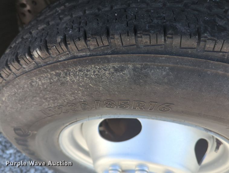 image for item MX9352 2001 Ford  F350 Super Duty XL  dump bed pickup truck