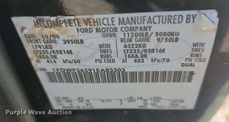 image for item MX9352 2001 Ford  F350 Super Duty XL  dump bed pickup truck