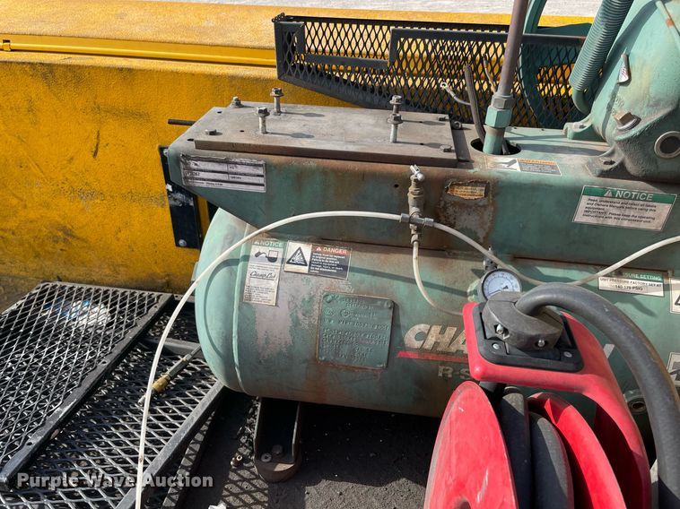 image for item MY9502 2018 Ford F350 Super Duty  utility bed pickup truck