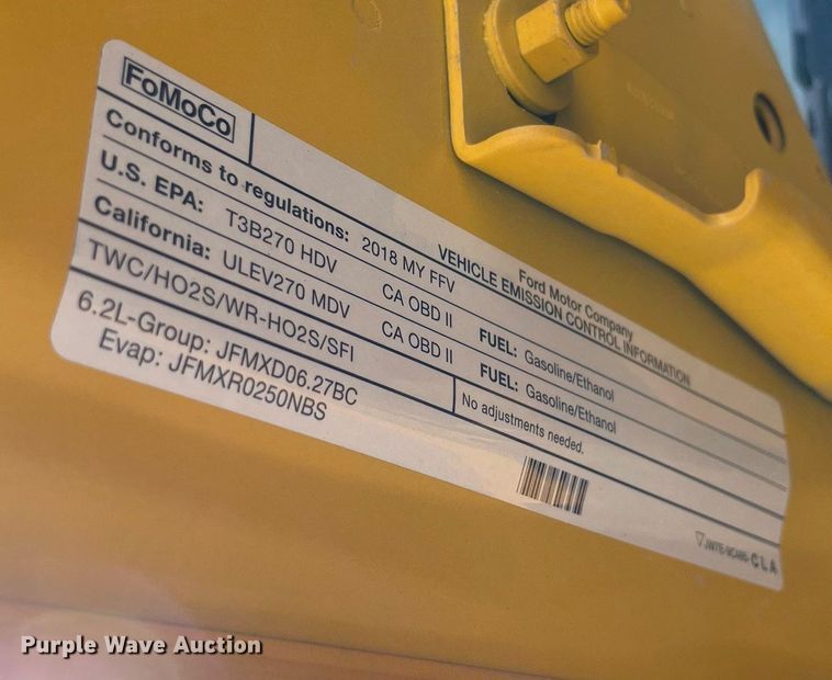 image for item MY9502 2018 Ford F350 Super Duty  utility bed pickup truck