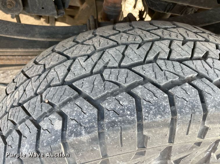 image for item MY9502 2018 Ford F350 Super Duty  utility bed pickup truck