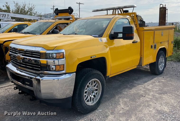 image for item MY9503 2017  Chevrolet Silverado 3500HD  utility bed pickup truck