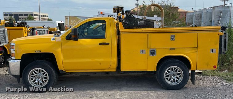 image for item MY9503 2017  Chevrolet Silverado 3500HD  utility bed pickup truck