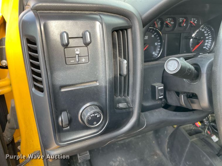 image for item MY9503 2017  Chevrolet Silverado 3500HD  utility bed pickup truck