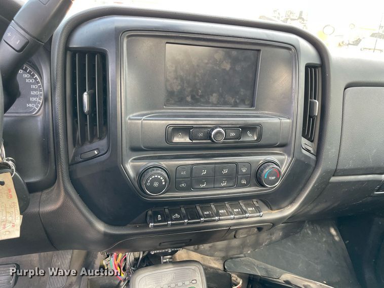 image for item MY9503 2017  Chevrolet Silverado 3500HD  utility bed pickup truck