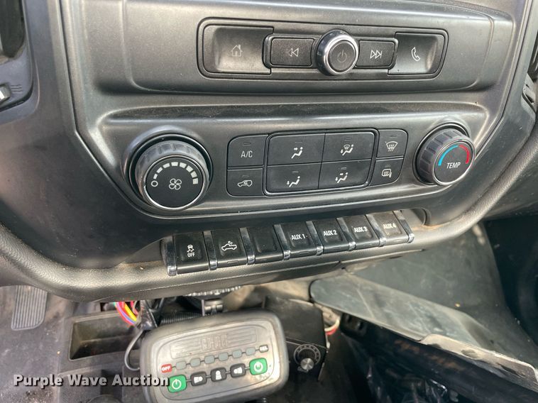 image for item MY9503 2017  Chevrolet Silverado 3500HD  utility bed pickup truck