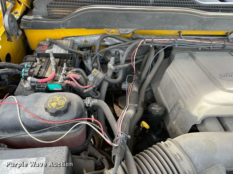 image for item MY9503 2017  Chevrolet Silverado 3500HD  utility bed pickup truck