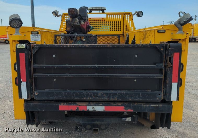 image for item MY9506 2016  Chevrolet Silverado 3500HD  utility bed pickup truck