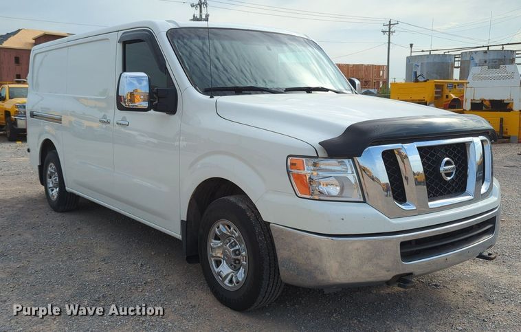 image for item MY9509 2017 Nissan NV2500HD  van