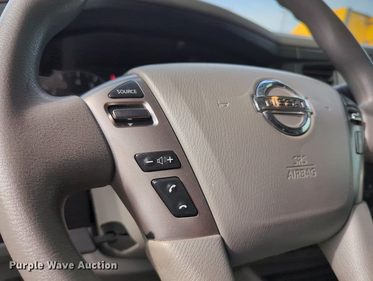 image for item MY9509 2017 Nissan NV2500HD  van