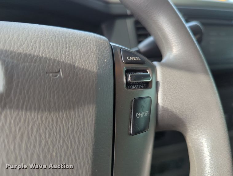 image for item MY9509 2017 Nissan NV2500HD  van