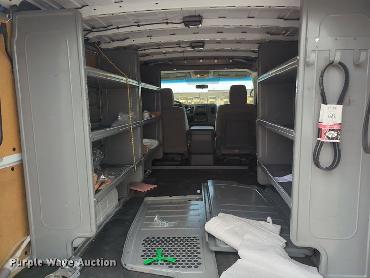 image for item MY9509 2017 Nissan NV2500HD  van