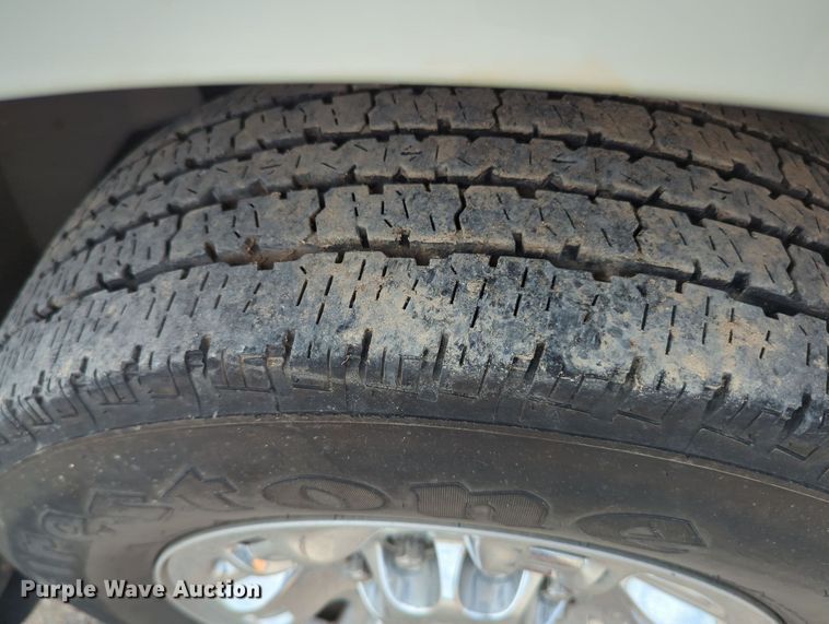 image for item MY9509 2017 Nissan NV2500HD  van