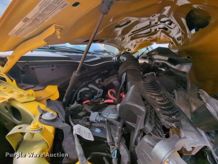 image for item MY9510 2022 Ford  F350 Super Duty  pickup truck cab and chassis