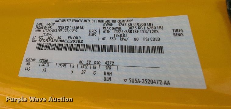 image for item MY9510 2022 Ford  F350 Super Duty  pickup truck cab and chassis