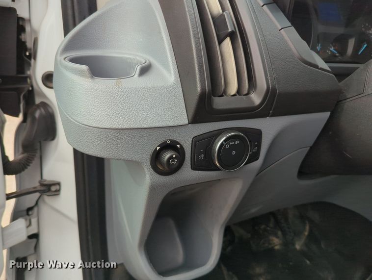 image for item MY9512 2018 Ford Transit 150  van