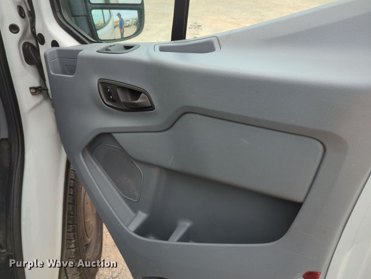 image for item MY9512 2018 Ford Transit 150  van