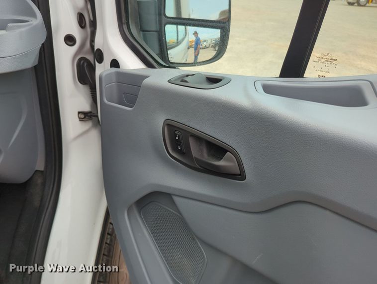 image for item MY9512 2018 Ford Transit 150  van