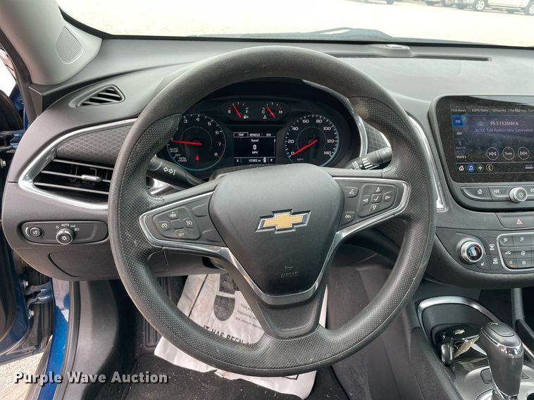 image for item MY9514 2019 Chevrolet Malibu LT