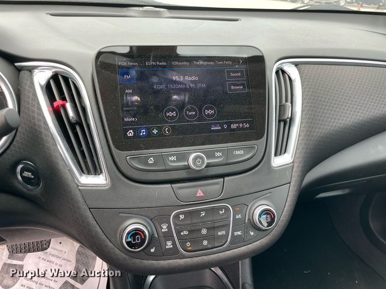 image for item MY9514 2019 Chevrolet Malibu LT