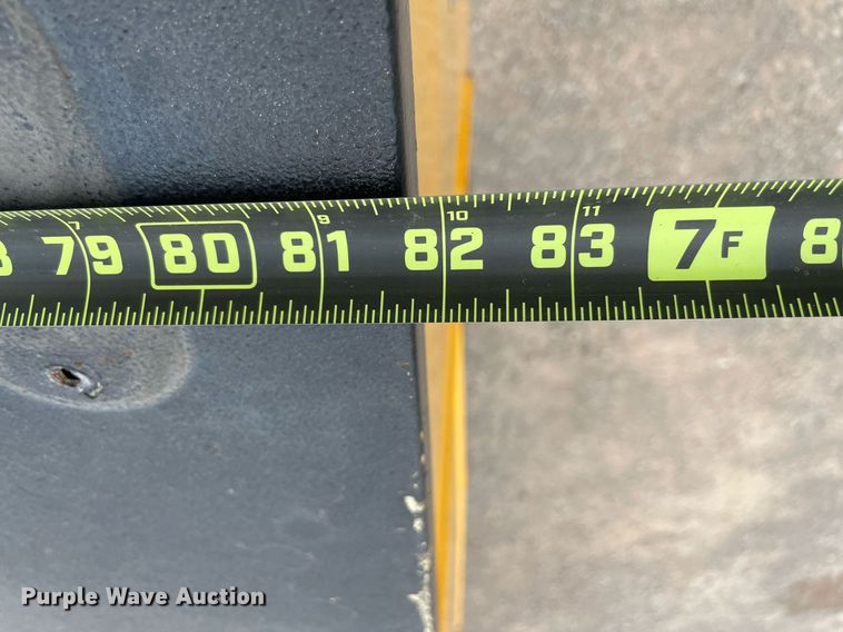 image for item MY9515 2011  Ford F250 Super Duty  utility bed pickup truck