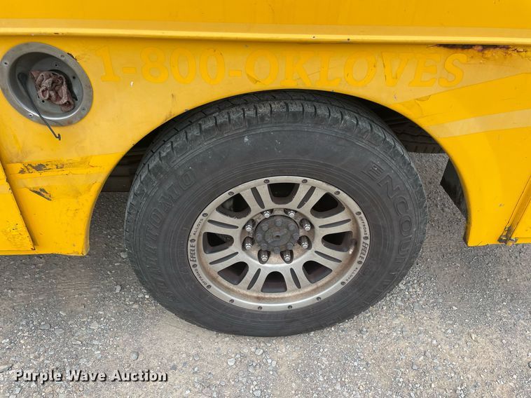 image for item MY9515 2011  Ford F250 Super Duty  utility bed pickup truck