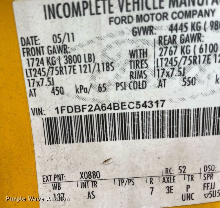 image for item MY9515 2011  Ford F250 Super Duty  utility bed pickup truck