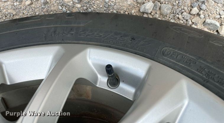 image for item MY9517 2020  Chevrolet Equinox  SUV