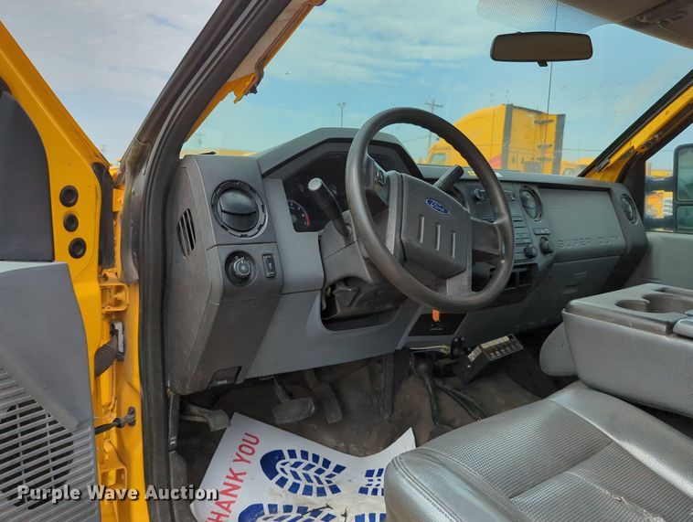 image for item MY9518 2015  Ford F350 Super Duty XL  utility bed pickup truck