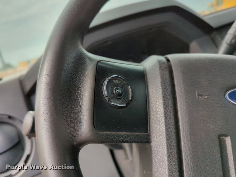 image for item MY9518 2015  Ford F350 Super Duty XL  utility bed pickup truck