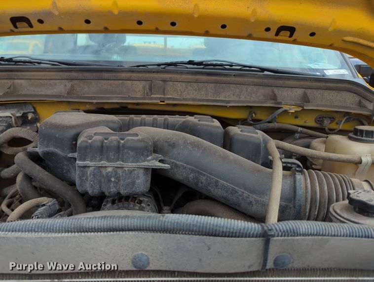 image for item MY9518 2015  Ford F350 Super Duty XL  utility bed pickup truck