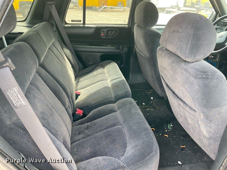 image for item MY9526 2000  Chevrolet Blazer  SUV