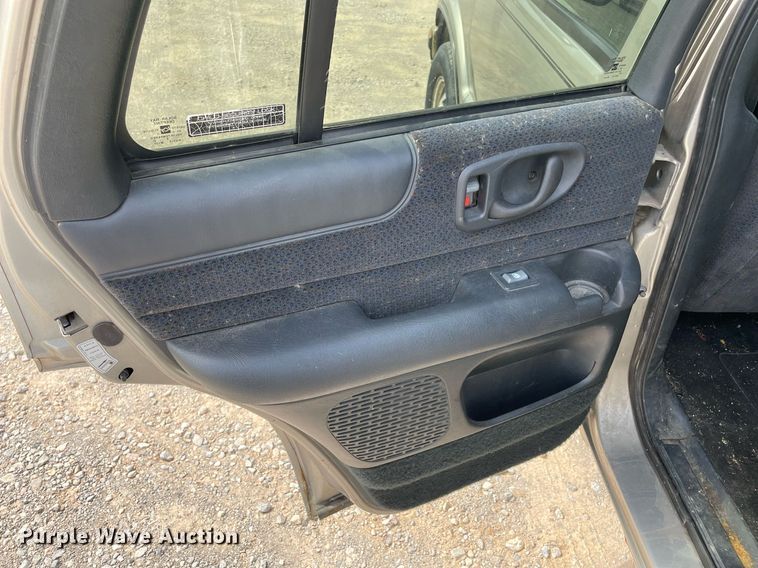 image for item MY9526 2000  Chevrolet Blazer  SUV