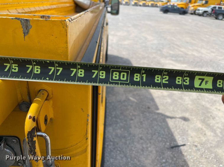 image for item MY9530 2016  Chevrolet Silverado 3500HD  utility bed pickup truck