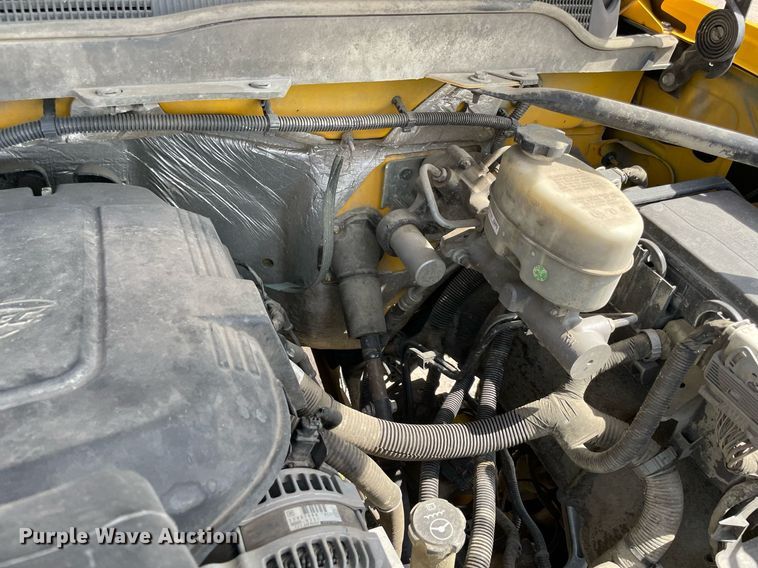 image for item MY9530 2016  Chevrolet Silverado 3500HD  utility bed pickup truck