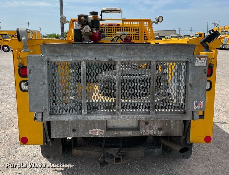 image for item MY9531 2017  Chevrolet Silverado 3500HD  utility bed pickup truck