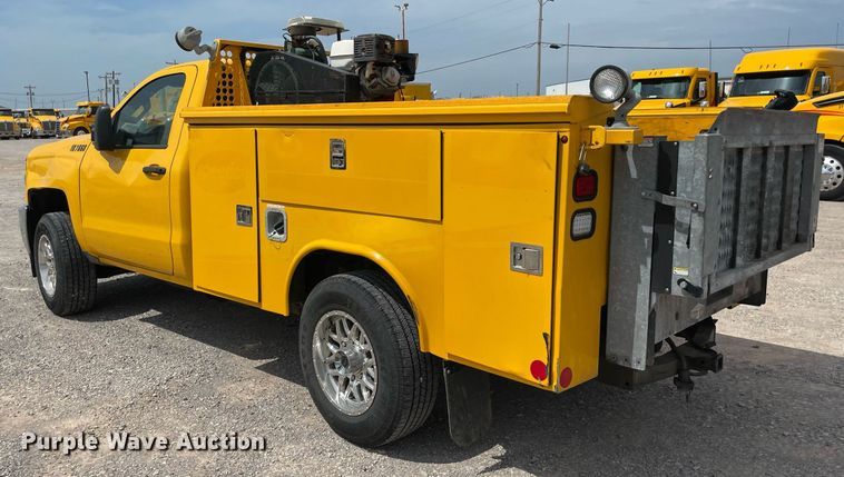 image for item MY9531 2017  Chevrolet Silverado 3500HD  utility bed pickup truck