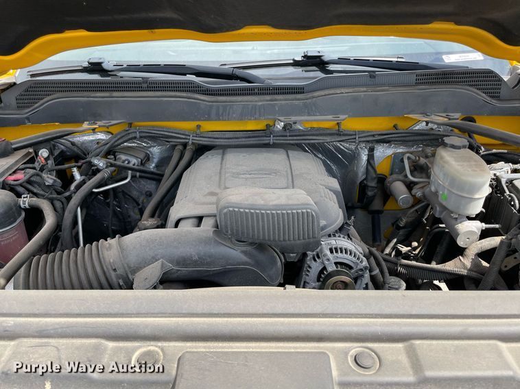 image for item MY9531 2017  Chevrolet Silverado 3500HD  utility bed pickup truck