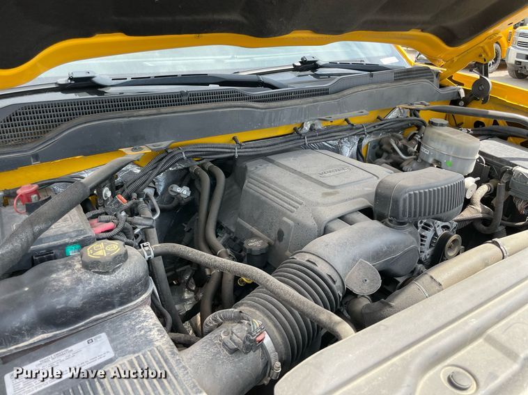 image for item MY9531 2017  Chevrolet Silverado 3500HD  utility bed pickup truck