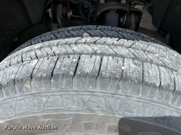 image for item MY9531 2017  Chevrolet Silverado 3500HD  utility bed pickup truck