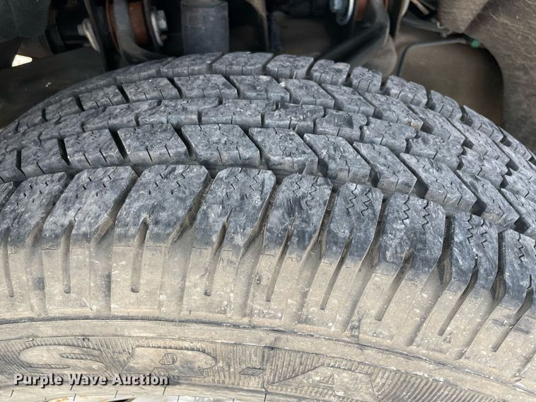 image for item MY9531 2017  Chevrolet Silverado 3500HD  utility bed pickup truck