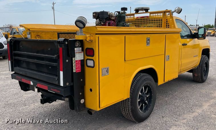 image for item MY9532 2017 Chevrolet Silverado 3500HD  utility bed pickup truck