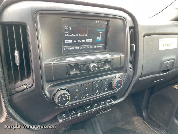 image for item MY9532 2017 Chevrolet Silverado 3500HD  utility bed pickup truck