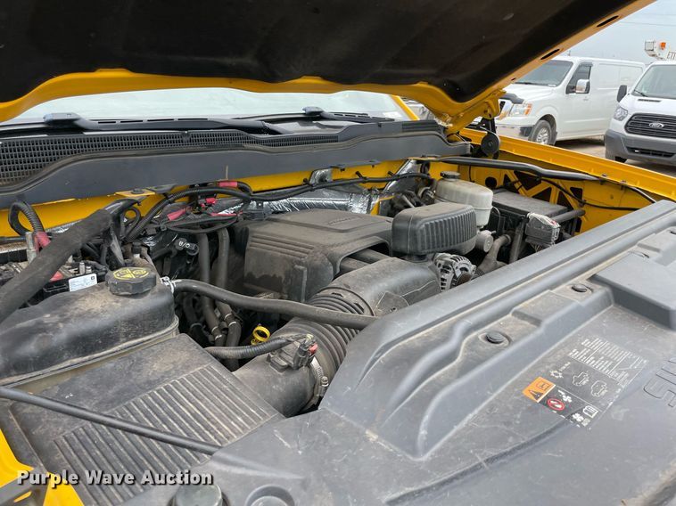 image for item MY9532 2017 Chevrolet Silverado 3500HD  utility bed pickup truck