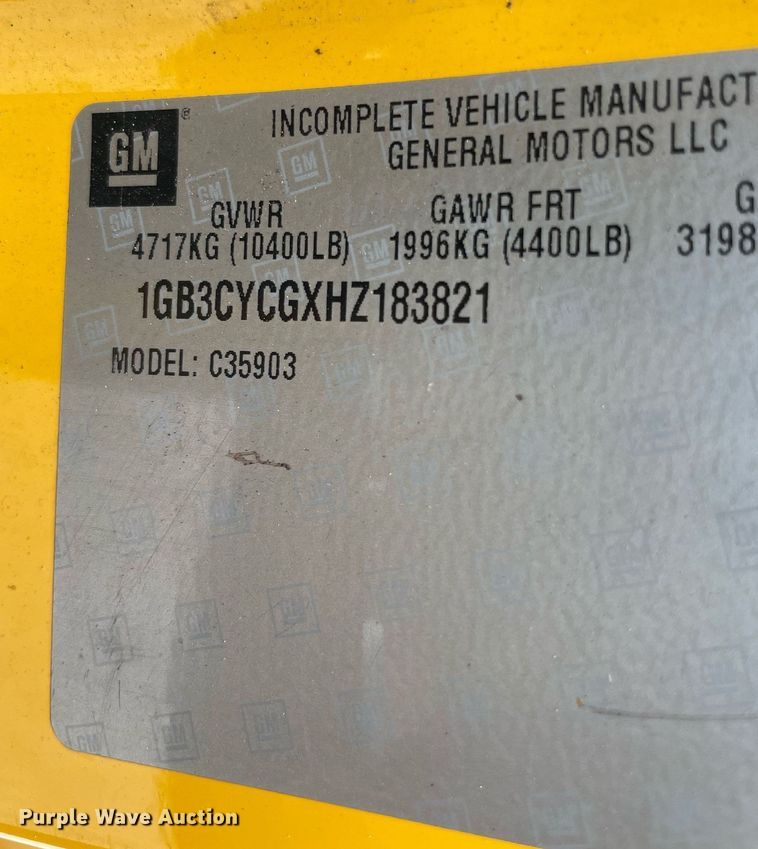 image for item MY9532 2017 Chevrolet Silverado 3500HD  utility bed pickup truck