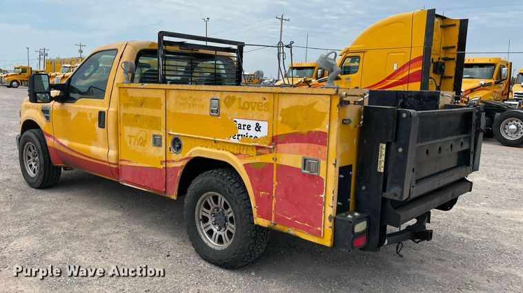 image for item MY9533 2008 Ford F250 Super Duty  utility bed pickup truck