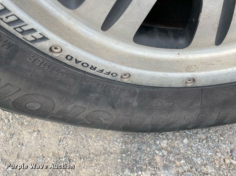 image for item MY9533 2008 Ford F250 Super Duty  utility bed pickup truck