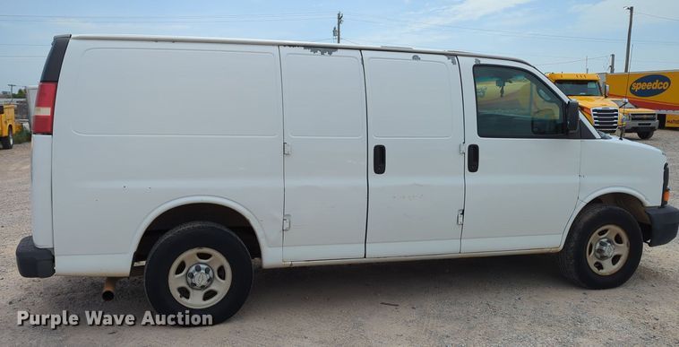 image for item MY9534 2007 Chevrolet Express 1500 Cargo  van